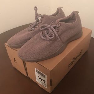 Brand new - Eggplant AllBirds